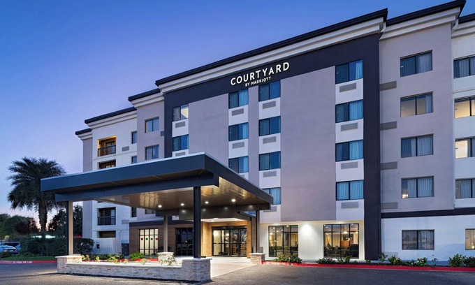 Western Division Hotel | Courtyard Marriott Laredo