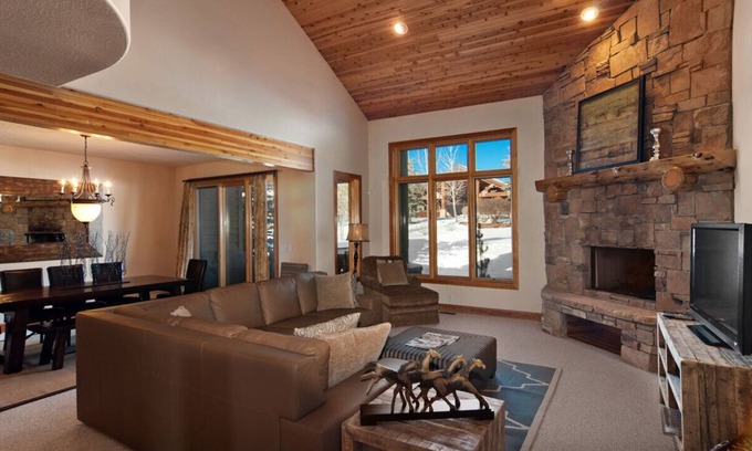 Park Meadows House | Cove House, Wow! 3100 Sq Ft 4 BR 4 Bath, Private Hot Tub, Pool, Tennis Courts