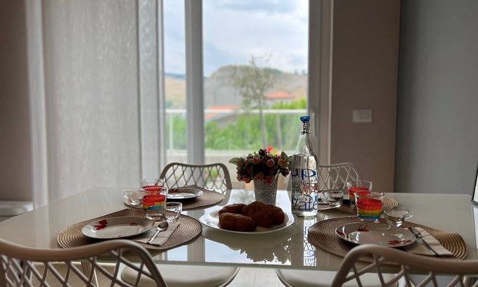 Roseto degli Abruzzi Condo | Cozy 1-bedroom condo with AC, WiFi 50 meters from the beach in Roseto!