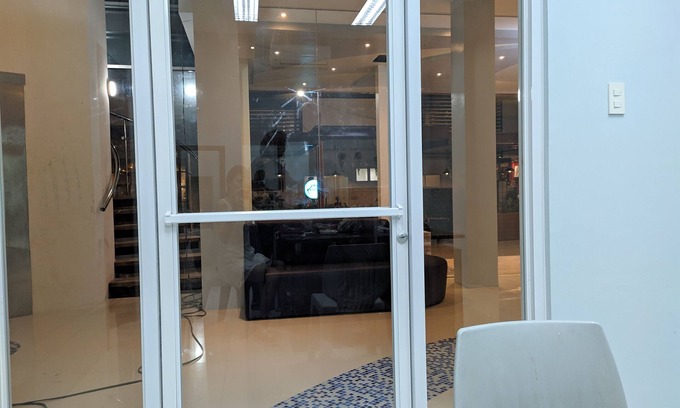 Iligan House | Cozy 1-bedroom hotel in superb Iligan City with AC, WiFi