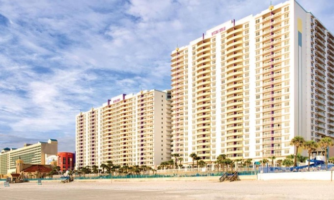 Daytona Beach Resort | Cozy 2-Bedroom Deluxe Suite in Beautiful Daytona Beach!