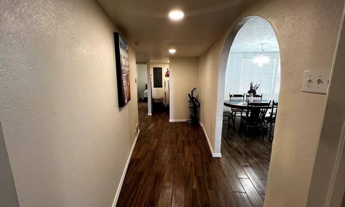Odessa House | Cozy 3 bedrooms, 6 beds House