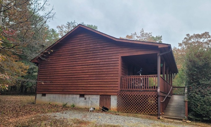 Columbus Cabin | Cozy cabin in charming Columbus. Minutes from Equestrian Center, vineyards etc.