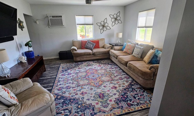 Turlock Other | Cozy Country Cottage- a farm experience, yet close to town