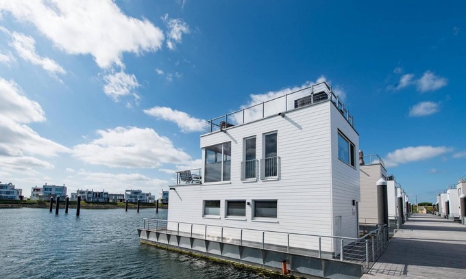 Olpenitz Boat Rental | Cozy ship in Olpenitz with sauna