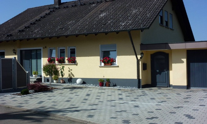 Irndorf Apartment | Cozy vacation apartment Ursula