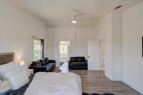 Murrieta Bed & Breakfast | Cozy Villa in Murrieta