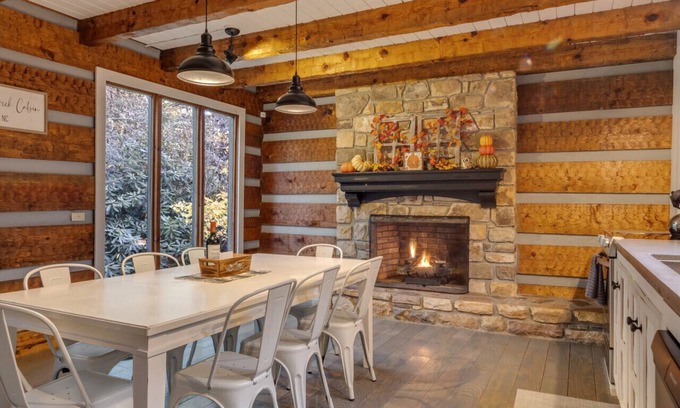Frank Cabin | Creekside cabin w/hot tub, fireplace & trail