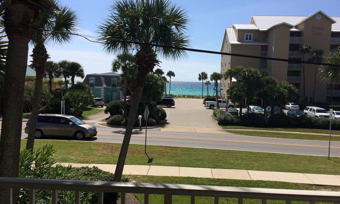 Crystal Beach Condo | Crystal Beach - Ocean View - Steps From Beach - 2nd Floor End Unit