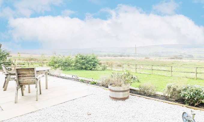 Longnor Cottage | Curlew Cottage