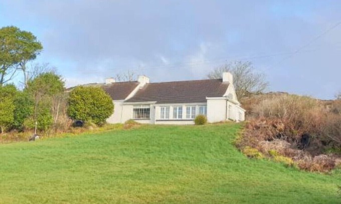 Claddaghduff House | Cushatrough Claddaghduff for relaxing & adventure