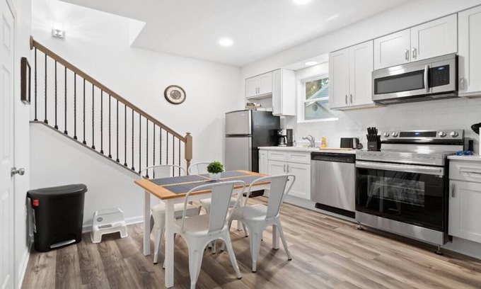 North Charlotte House | Cute 1 Bedroom | Close Popular NoDa