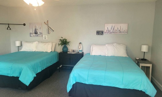 Arnolds Park Cottage | Cute little cottage in the best location.