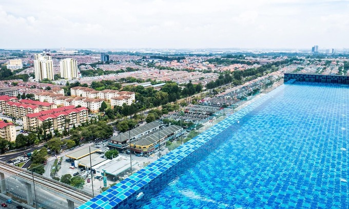 Usj 1 Hotel | Damen Residence by Widebed
