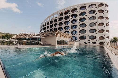 Klagenfurt am Woerthersee Hotel | Das Seepark Wörthersee Resort