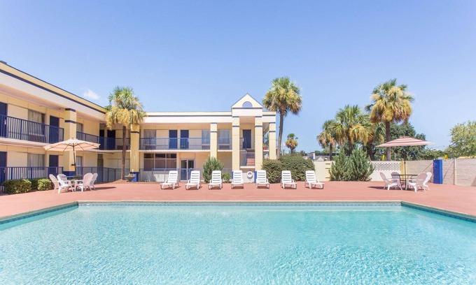 Albany Hotel | Days Inn by Wyndham Albany