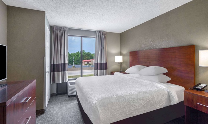 Blairsville Hotel | Days Inn by Wyndham Blairsville