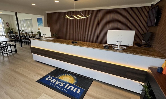 Ridgecrest Hotel | Days Inn by Wyndham Ridgecrest near China Lake Naval Station