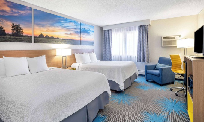Renner Hotel | Days Inn by Wyndham Sioux Falls Airport