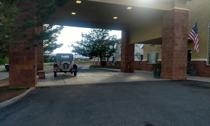 Torrey Hotel | Days Inn by Wyndham Torrey Capital Reef