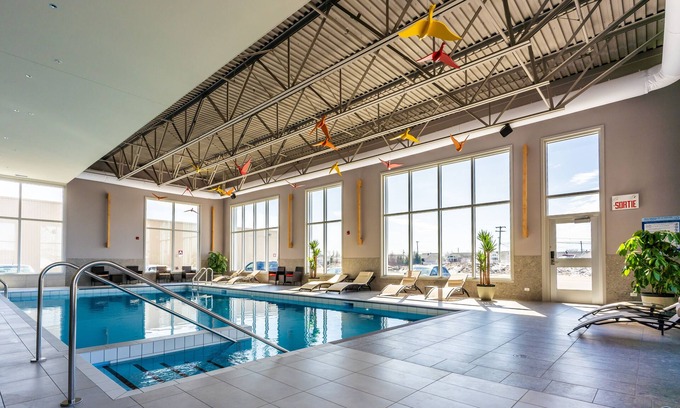 Jonquiere Hotel | Delta Hotels by Marriott Saguenay Conference Centre