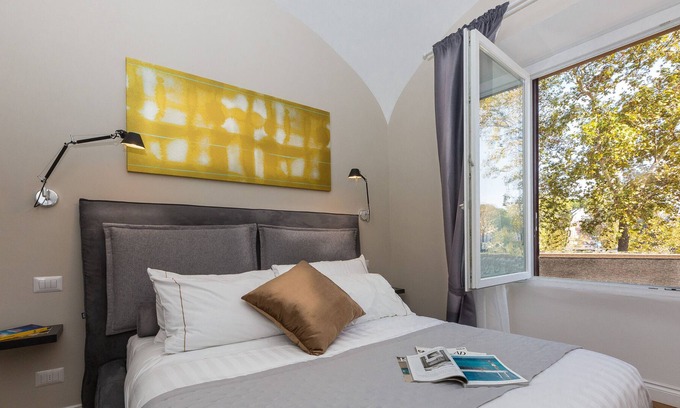 Rione XI Sant'Angelo Apartment | DESIGN SUITE IN TRASTEVERE