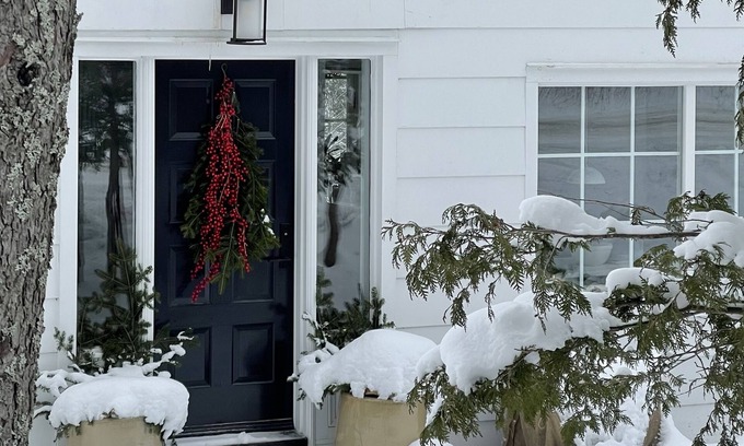 Stukely-Sud House | Designer Farm House