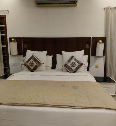 Kanathur Hotel | Dhuki beach paradise