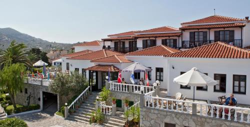 Skopelos Hotel | Dionyssos