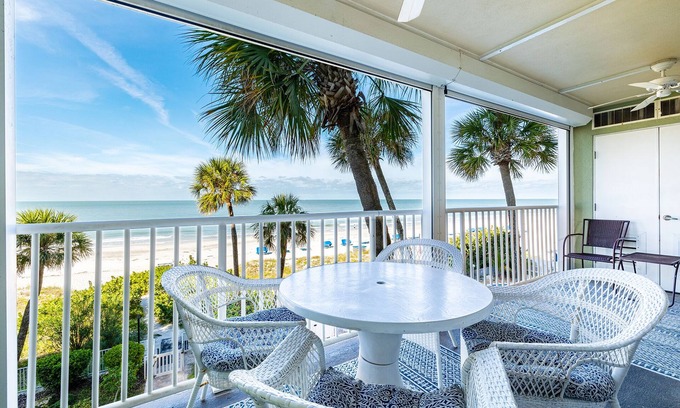 Indian Shores Condo | Direct Beachfront! Renovated! Amazing Views! SEE REVIEWS! CLEAN! SandCastle1 407