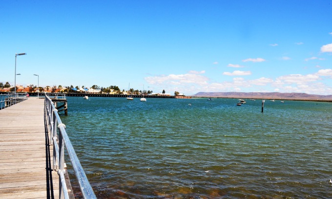 Port Augusta West Hotel | Discovery Parks - Port Augusta