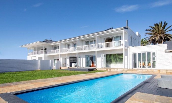 Summerstrand House | Dolphin Bay Boutique Hotel and Spa