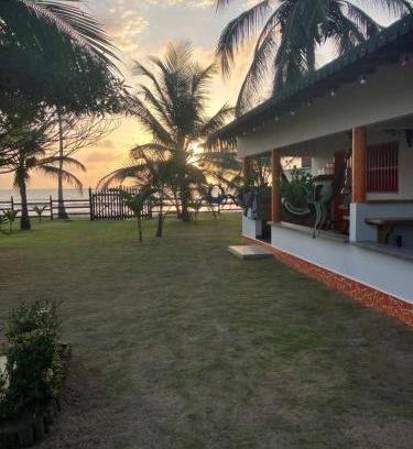 Necocli Cabin | Donde Andres en la Playa