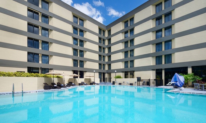Orlando Hotel | DoubleTree by Hilton Hotel Orlando East - UCF Area