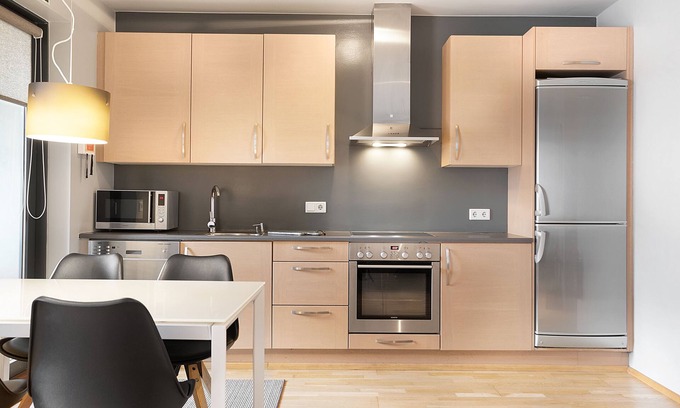 Vesturbær Apartment | Downtown Apartment by Old Harbor