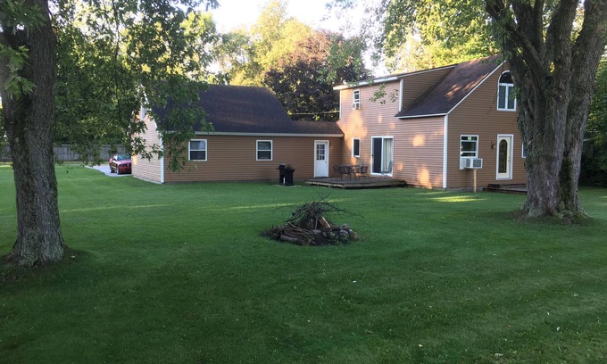 Mears House | Downtown Mears. Plenty of parking for toys and trailers. 5761 3rd St.