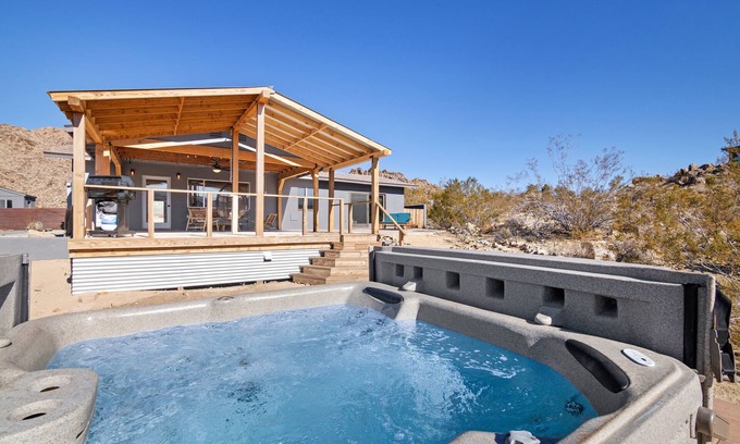Joshua Tree House | šµDreamspace - Peaceful Home w/Hot Tub, Fire Pit, Amazing Views & Close To Park Entrancešµ