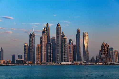 Dubai Marina Apartment | Dubai Marina Luxury 4 BHK # Sea, Ain Dubai & Palm View #