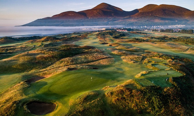 Newcastle Hotel | Dundrum Inn
