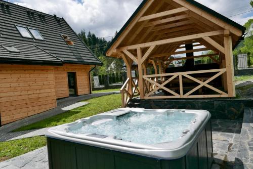 Zawoja Apartment | Dzika Dziura z jacuzzi