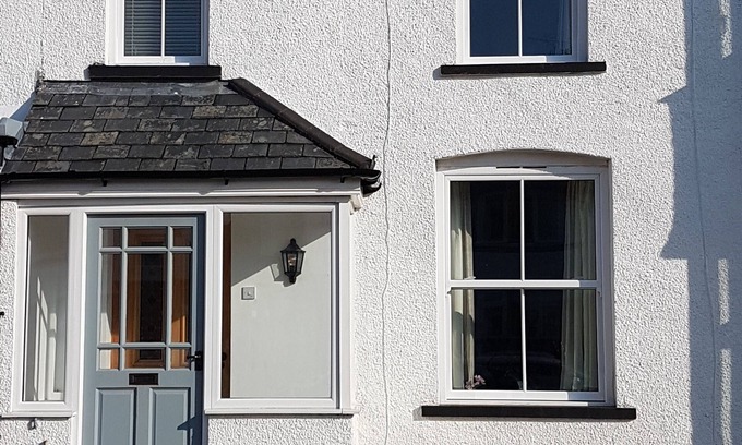 Penrhyn Bay Cottage | Early 20th century cottage close to the seafront and only 2 miles from Llandudno