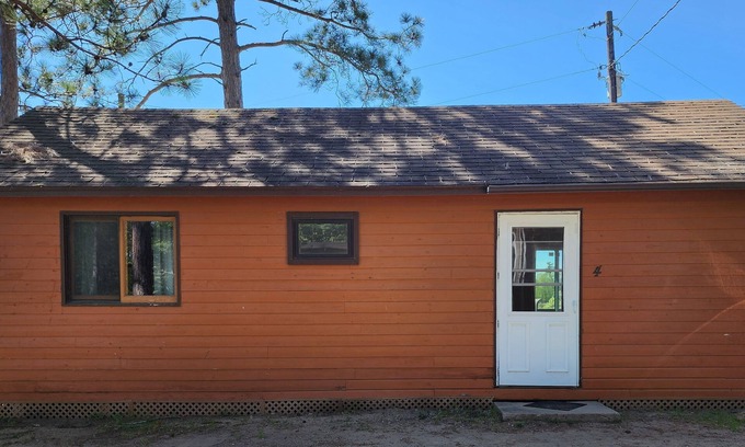 Nevis Resort | East Crooked Lake Cabin 4