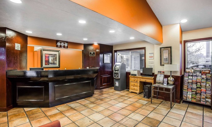 Fairpark Hotel | Econo Lodge Downtown
