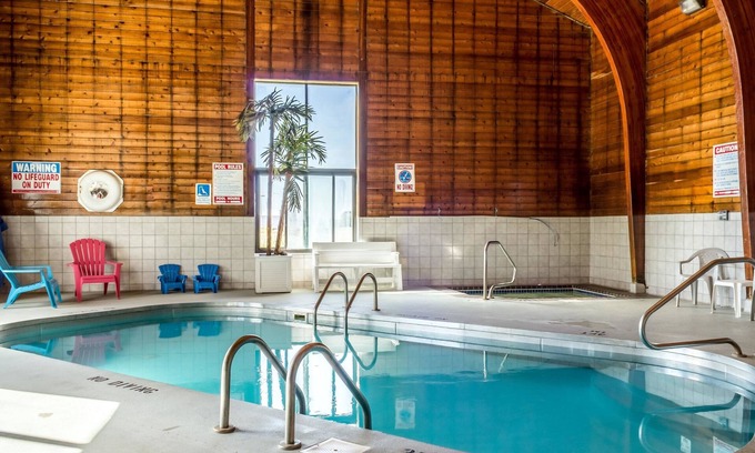 Renner Hotel | Econo Lodge North