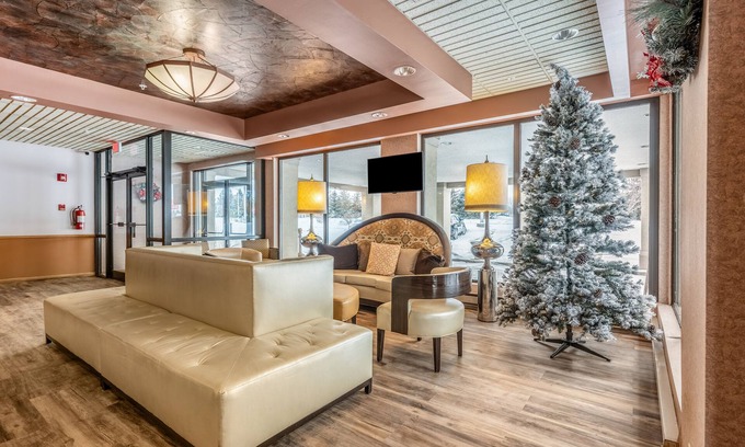 Brainerd Hotel | Econo Lodge