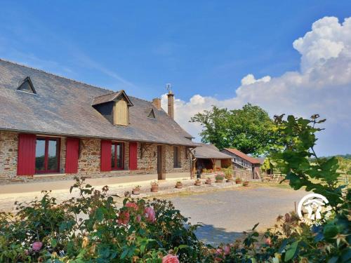 Saint-Aignan-sur-Roe House | Ecurie d'Avril