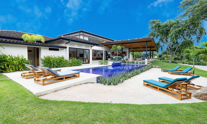 Tamarindo House | Eden Roc Villa Luxury 5BR in Hacienda Pinilla
