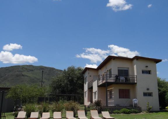 La Falda Apartment | El algarrobo escondido