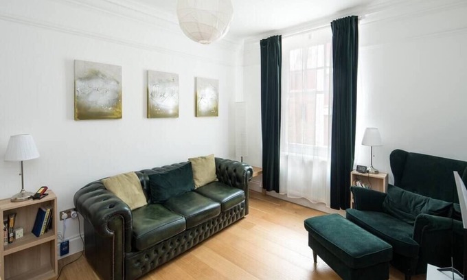 Vincent Square Apartment | Elegant 1BR Apartment Near Central London
