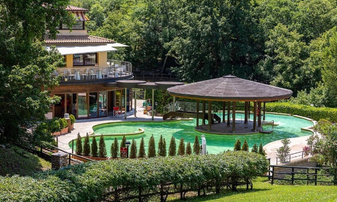 Sorano House | Elegant Villa with Spa